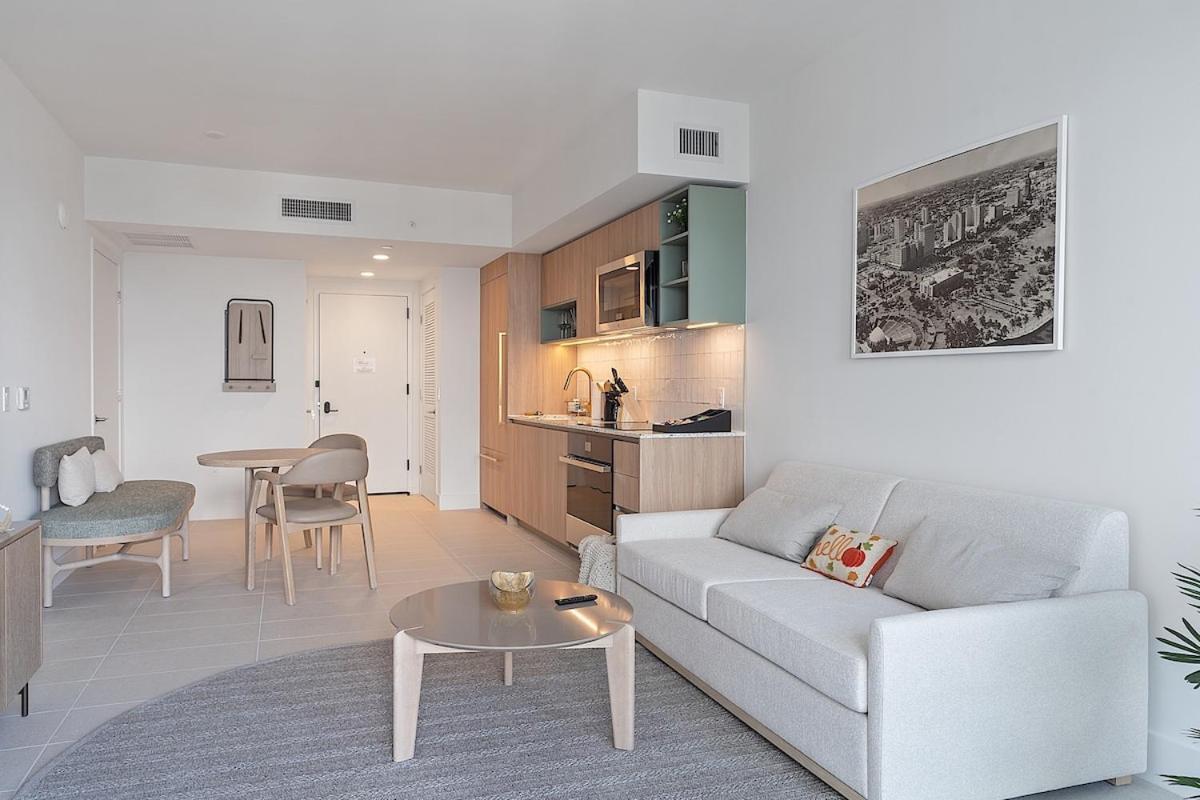 Stylish 1bd On 46th Floor Apartment Miami